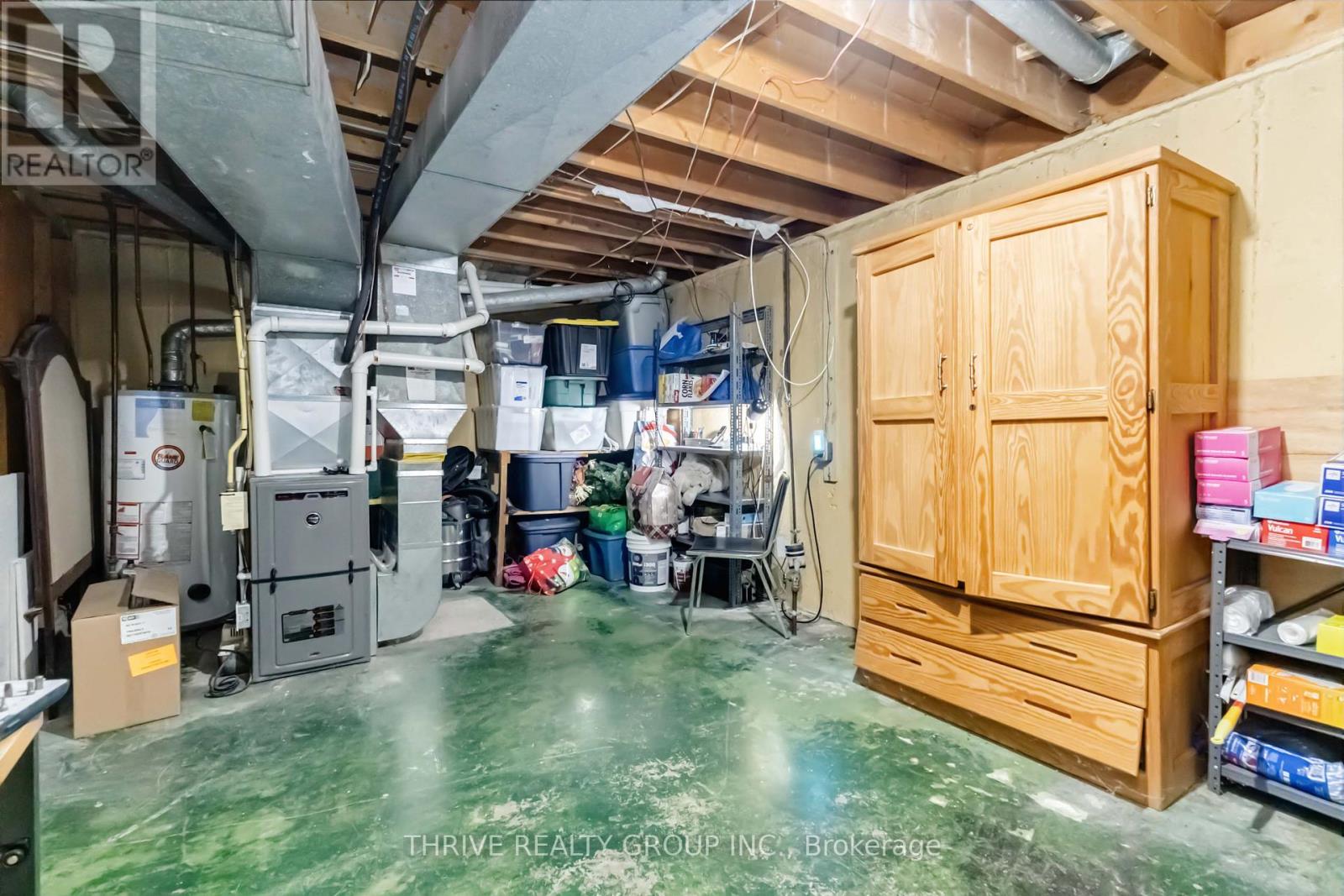 1215 Michael Street, London East, Ontario  N5V 2H4 - Photo 38 - X12446145