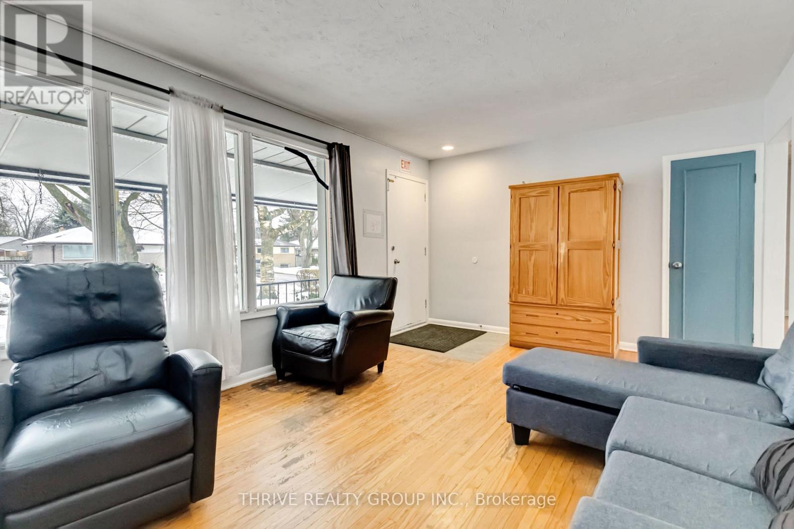 1215 Michael Street, London East, Ontario  N5V 2H4 - Photo 9 - X12446145