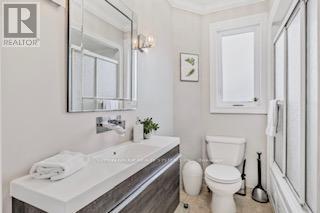 85 Kane Avenue, Toronto, Ontario  M6M 3M8 - Photo 15 - W12446097