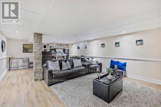 85 Kane Avenue, Toronto, Ontario  M6M 3M8 - Photo 20 - W12446097