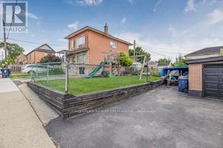 85 Kane Avenue, Toronto, Ontario  M6M 3M8 - Photo 31 - W12446097