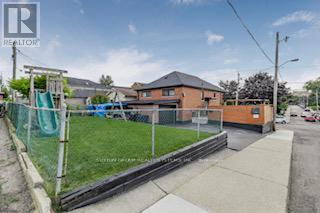 85 Kane Avenue, Toronto, Ontario  M6M 3M8 - Photo 35 - W12446097