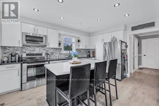 85 Kane Avenue, Toronto, Ontario  M6M 3M8 - Photo 4 - W12446097