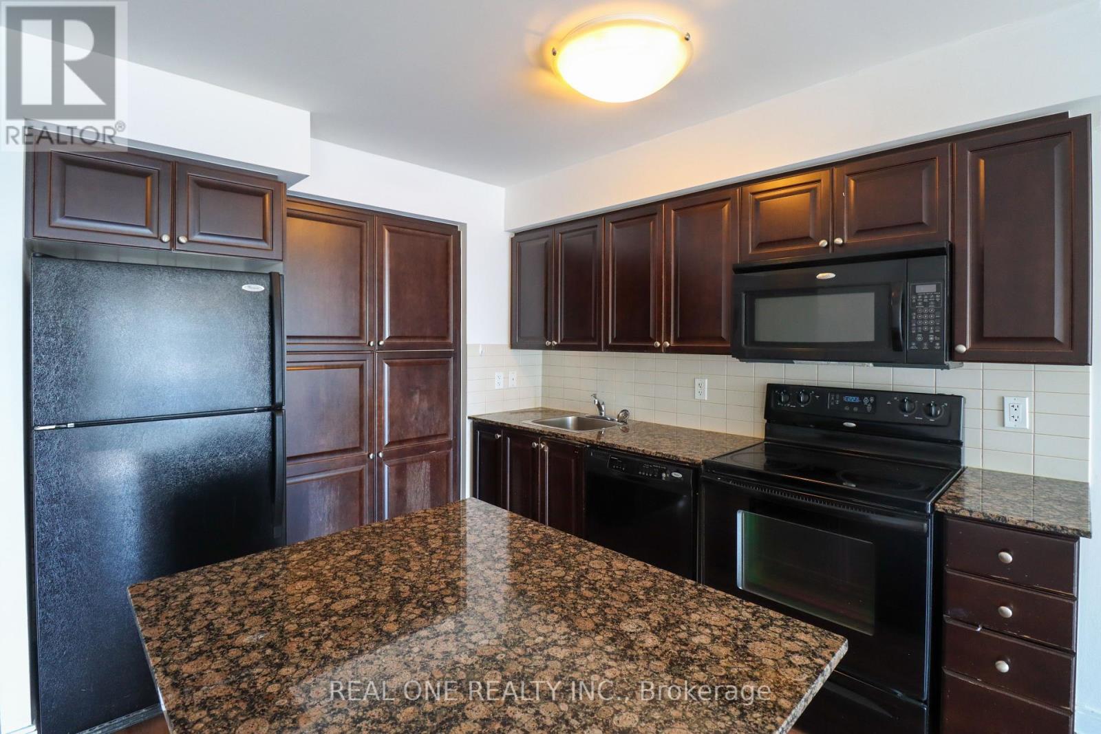 801 - 330 Burnhamthorpe Road W, Mississauga, Ontario  L5B 0E1 - Photo 11 - W12446099