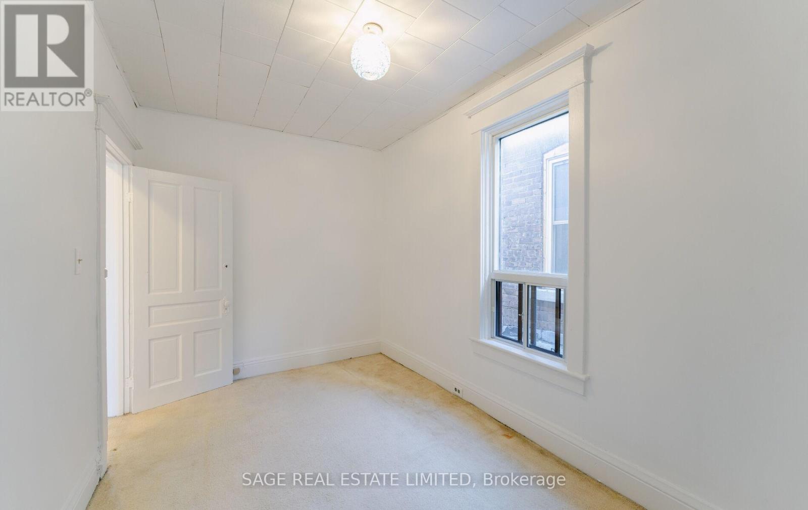 164 Symington Avenue, Toronto, Ontario  M6P 3W6 - Photo 17 - W12446126