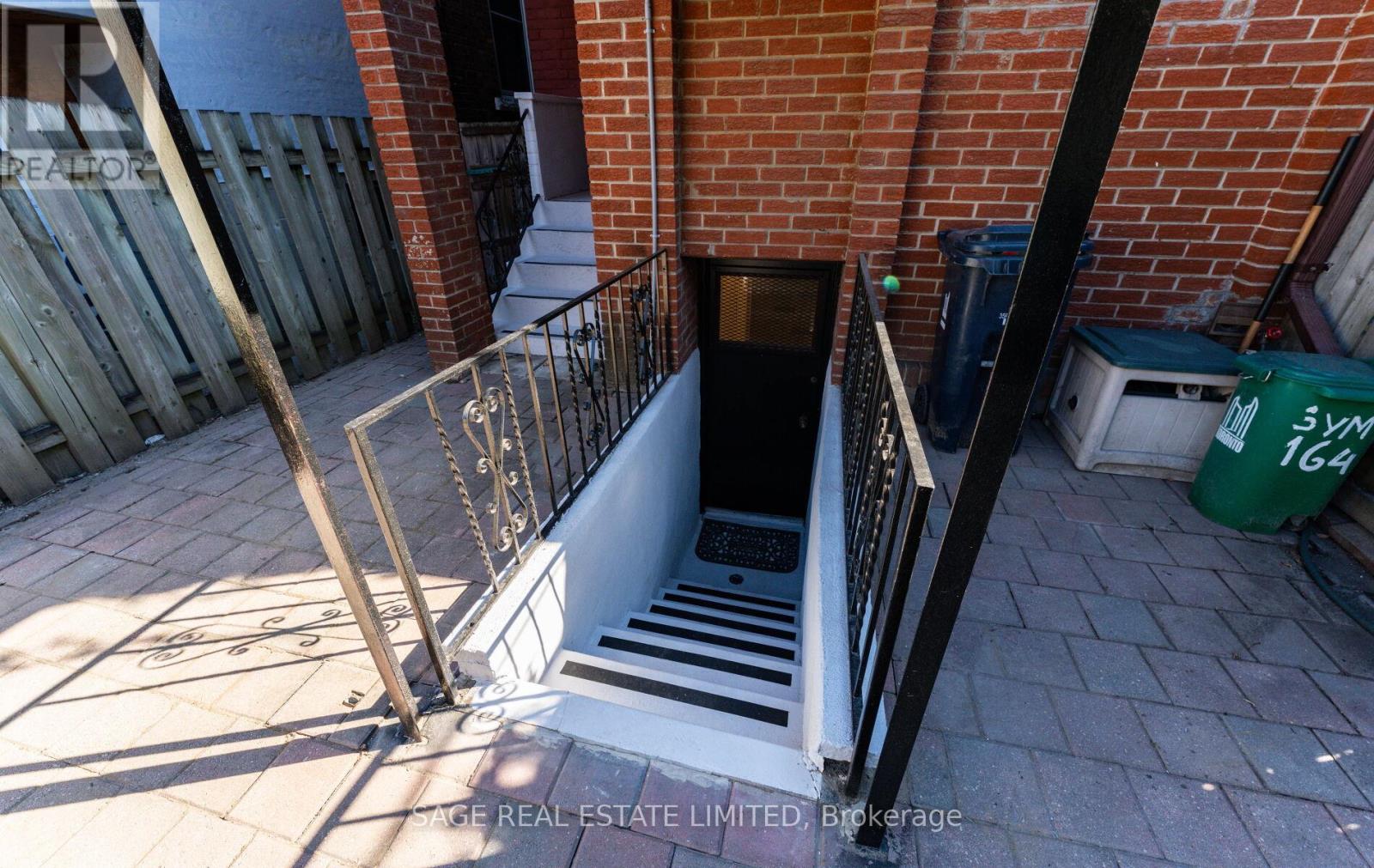 164 Symington Avenue, Toronto, Ontario  M6P 3W6 - Photo 32 - W12446126