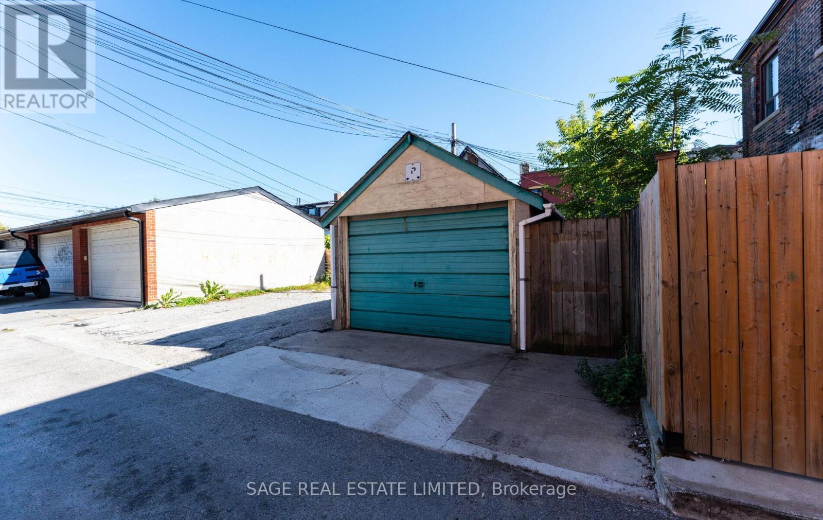 164 Symington Avenue, Toronto, Ontario  M6P 3W6 - Photo 35 - W12446126