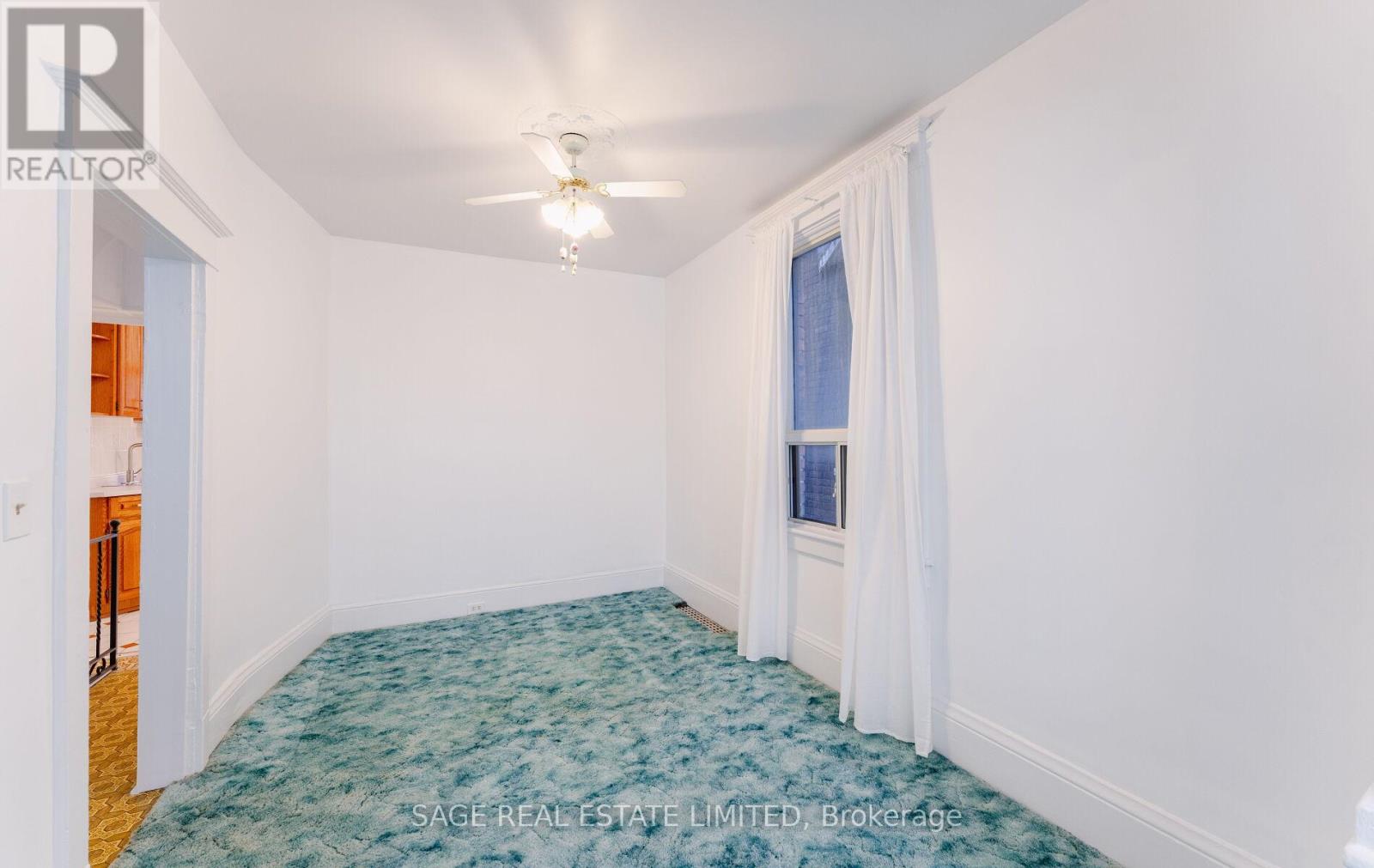164 Symington Avenue, Toronto, Ontario  M6P 3W6 - Photo 7 - W12446126