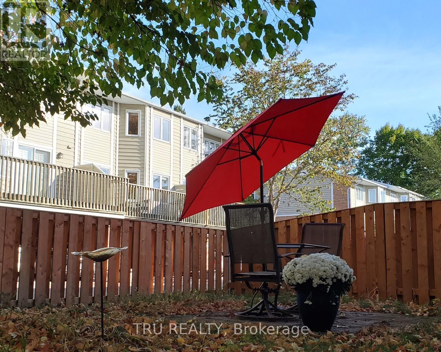 1132 Chimney Hill Way, Ottawa, Ontario  K1J 8Z6 - Photo 30 - X12446139