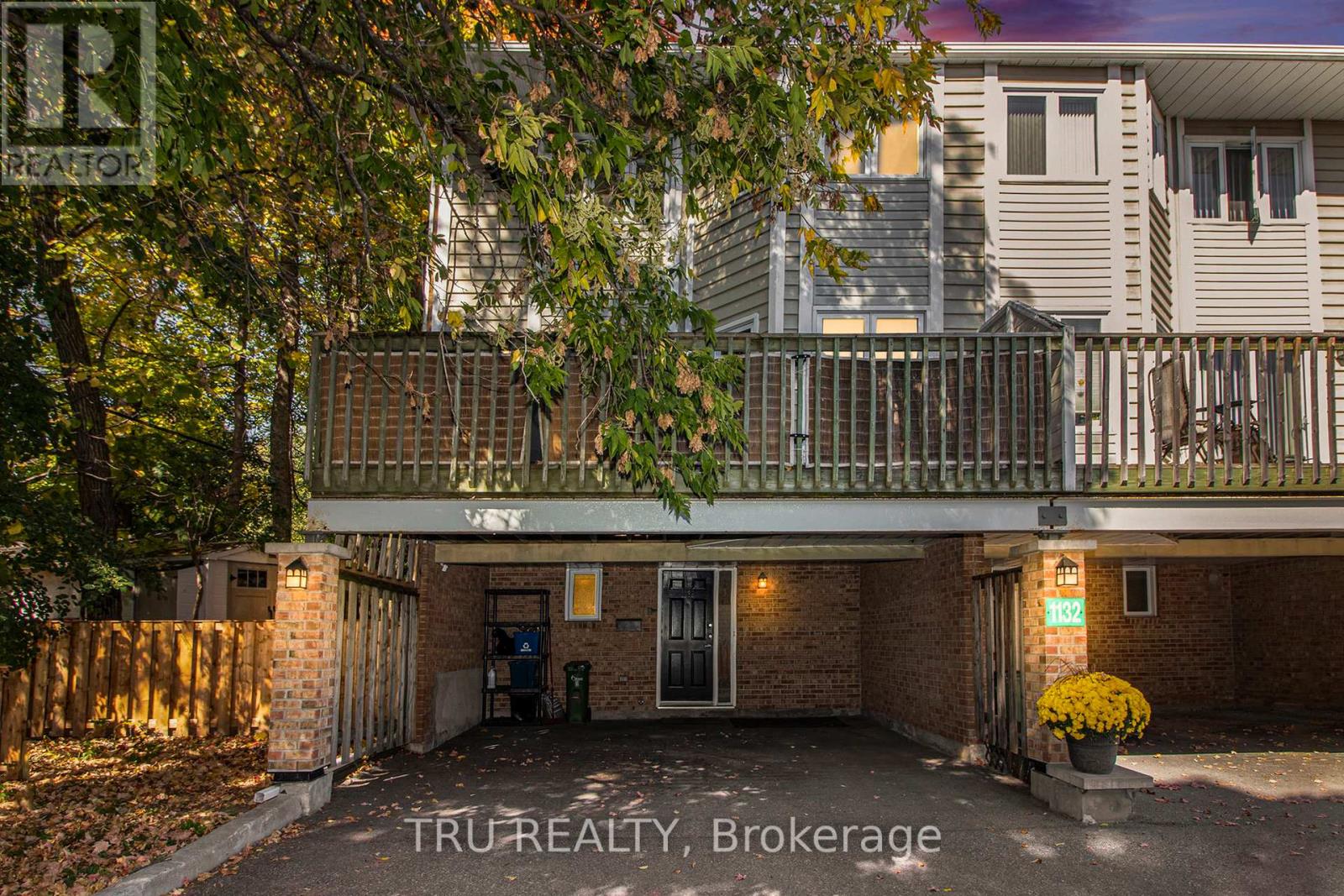 1132 Chimney Hill Way, Ottawa, Ontario  K1J 8Z6 - Photo 35 - X12446139