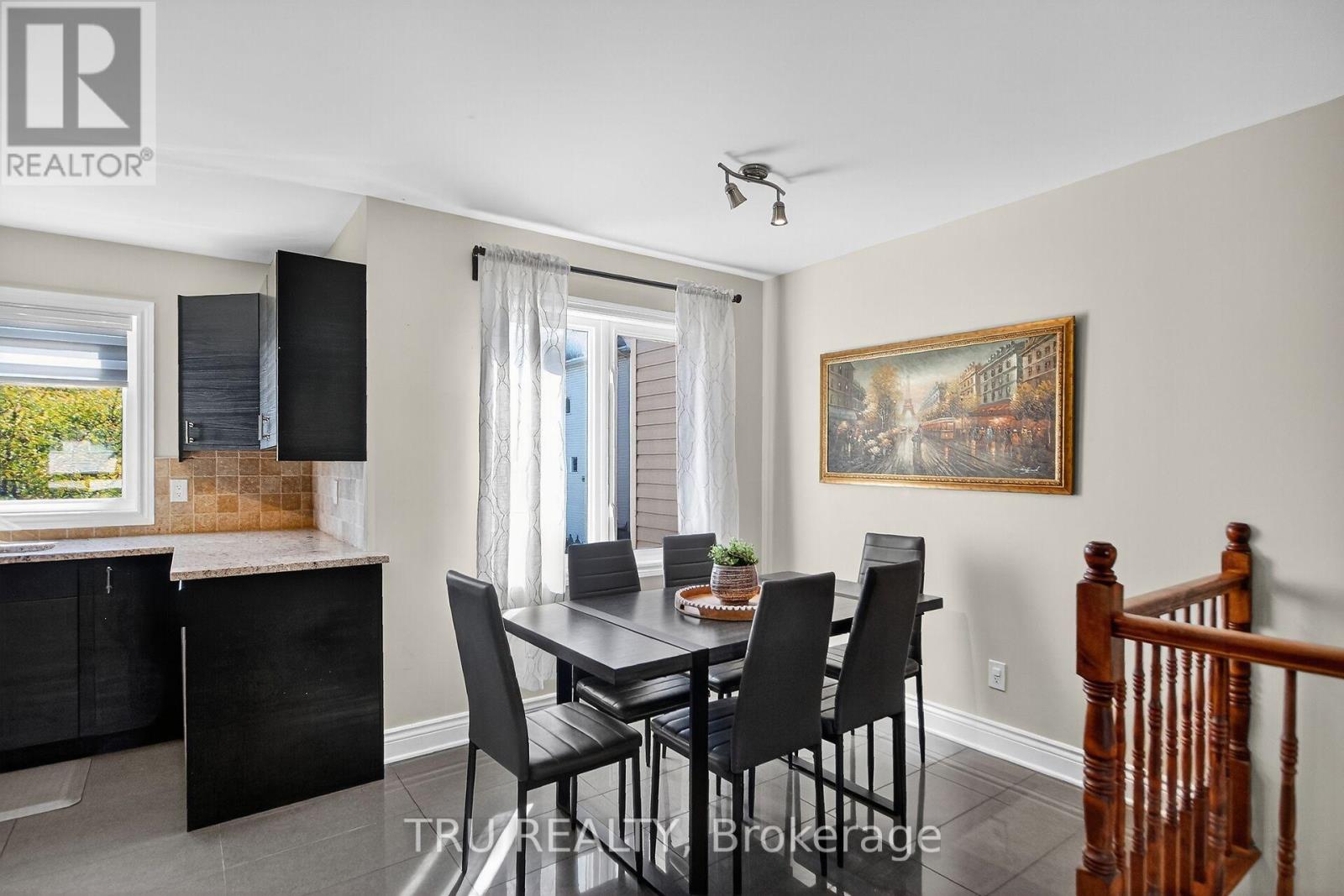 2642 Palings Private, Ottawa, Ontario  K1T 4A4 - Photo 12 - X12446155