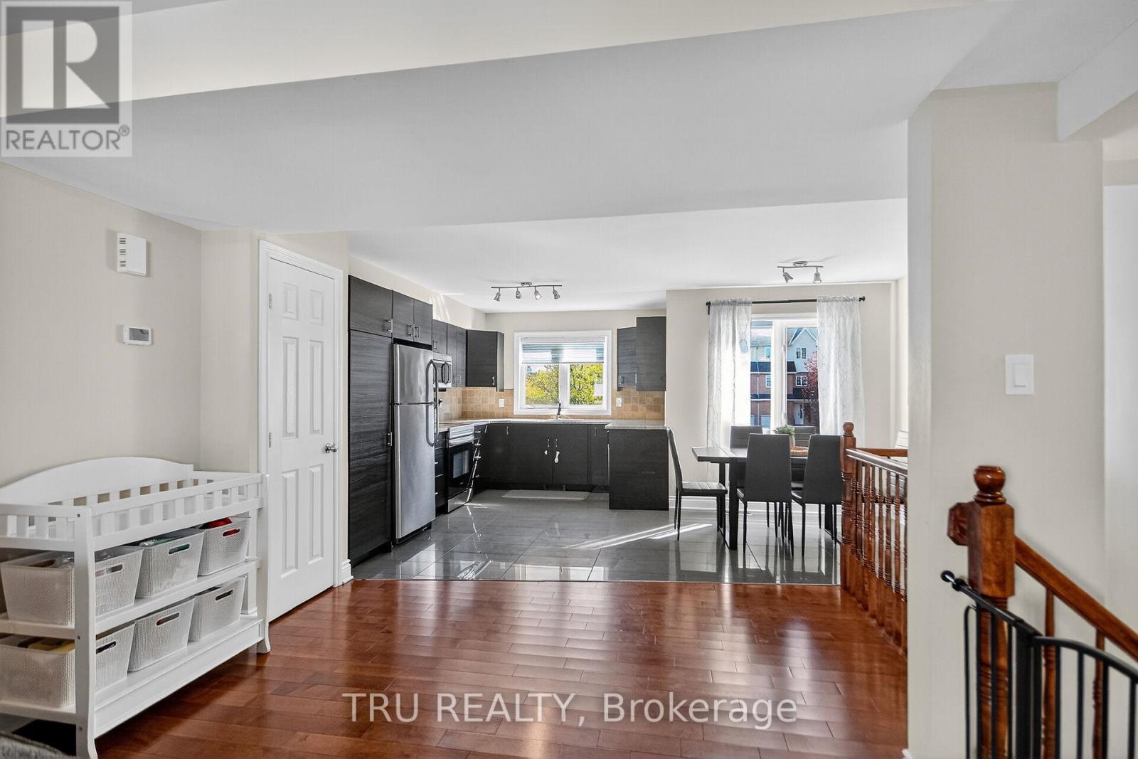 2642 Palings Private, Ottawa, Ontario  K1T 4A4 - Photo 16 - X12446155