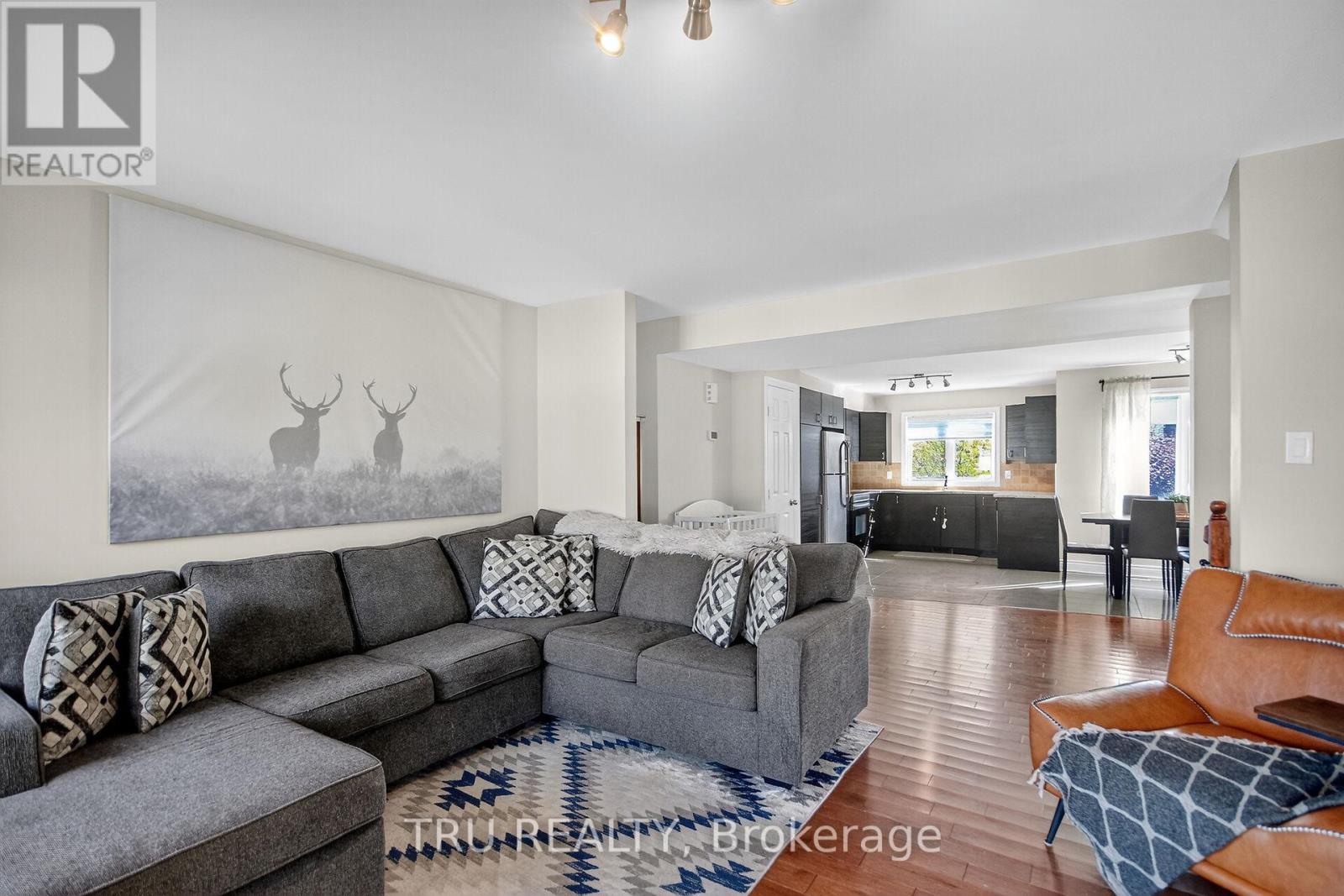 2642 Palings Private, Ottawa, Ontario  K1T 4A4 - Photo 21 - X12446155