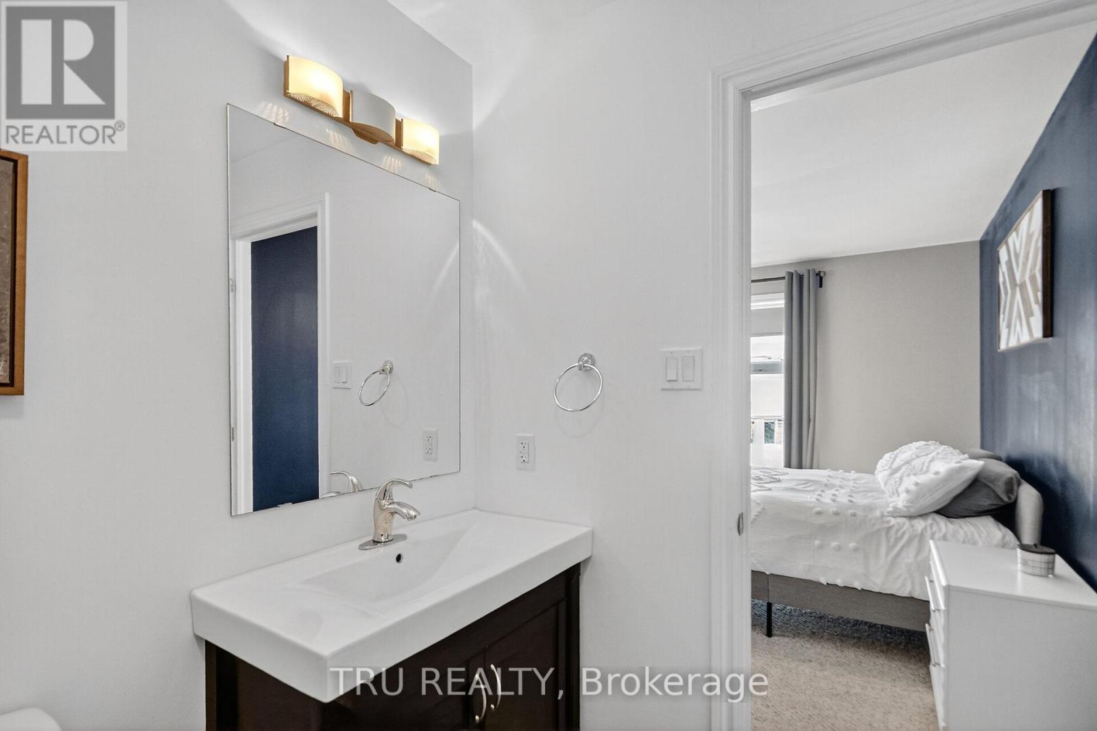 2642 Palings Private, Ottawa, Ontario  K1T 4A4 - Photo 30 - X12446155