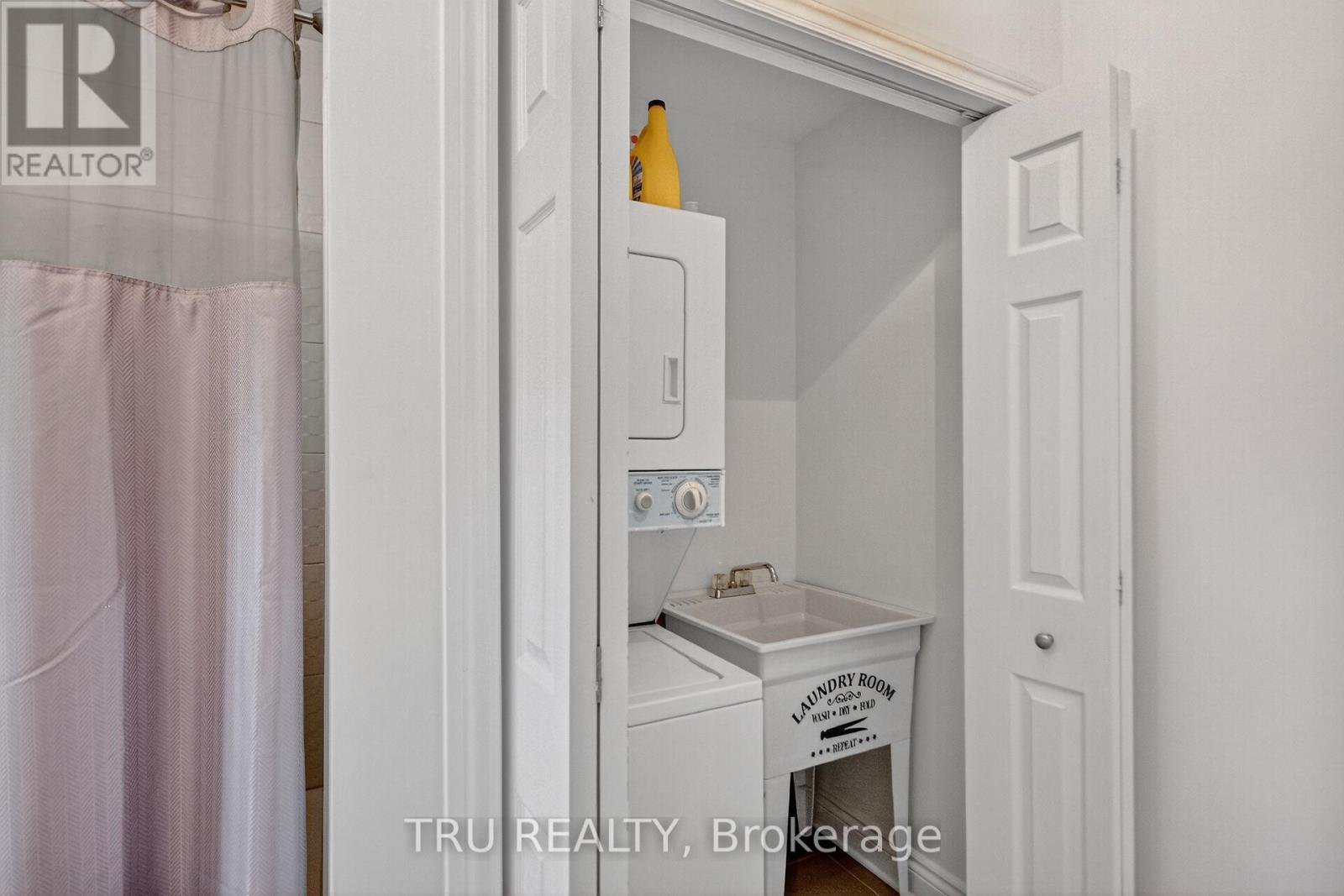 2642 Palings Private, Ottawa, Ontario  K1T 4A4 - Photo 36 - X12446155