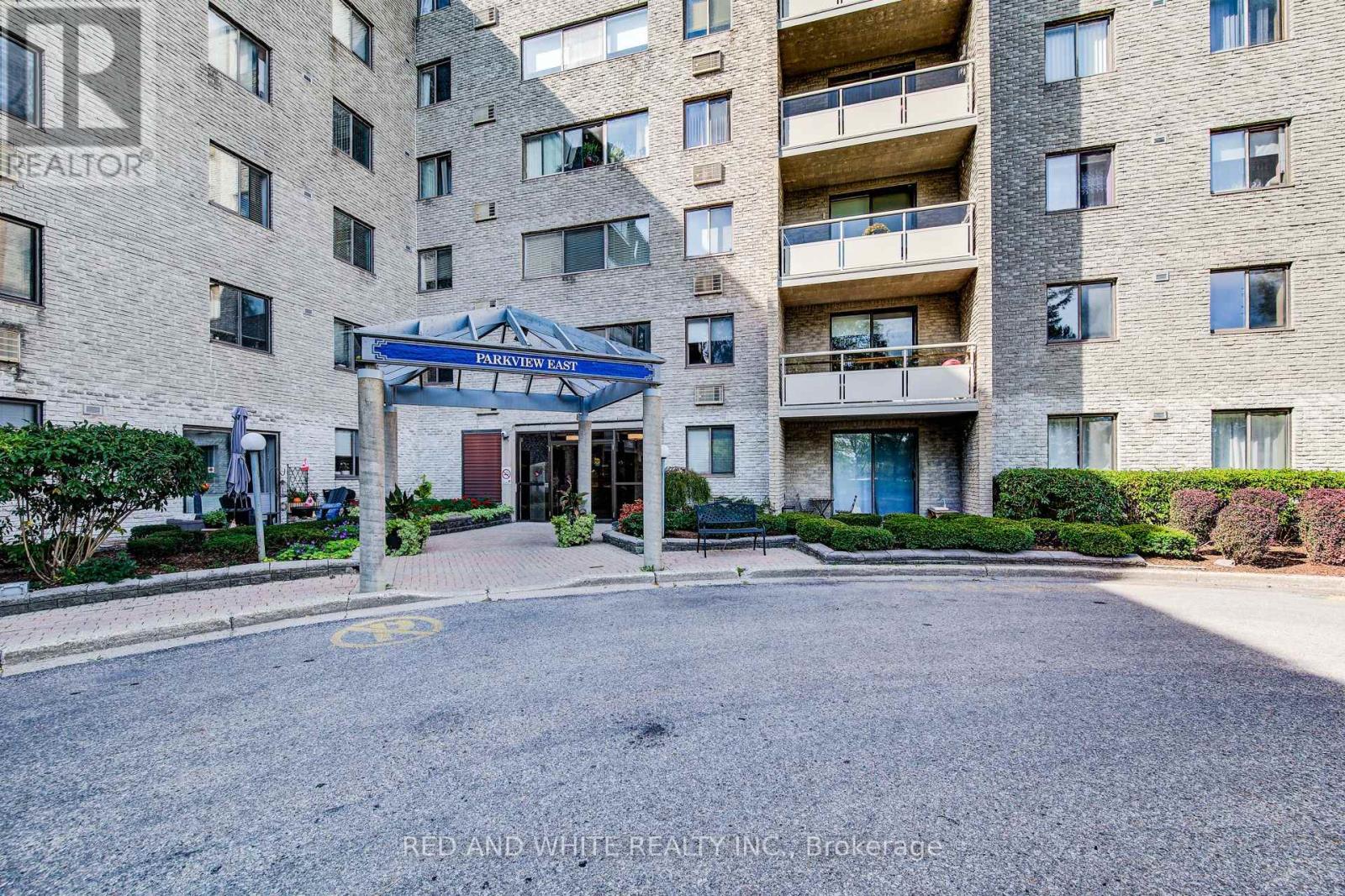 405 - 89 Westwood Road, Guelph, Ontario  N1H 7J6 - Photo 2 - X12446119