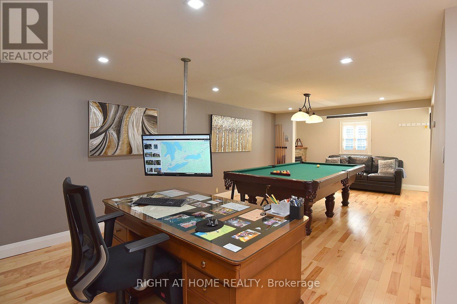 2030 Governors Road, Hamilton, Ontario  L0R 1J0 - Photo 13 - X12446122