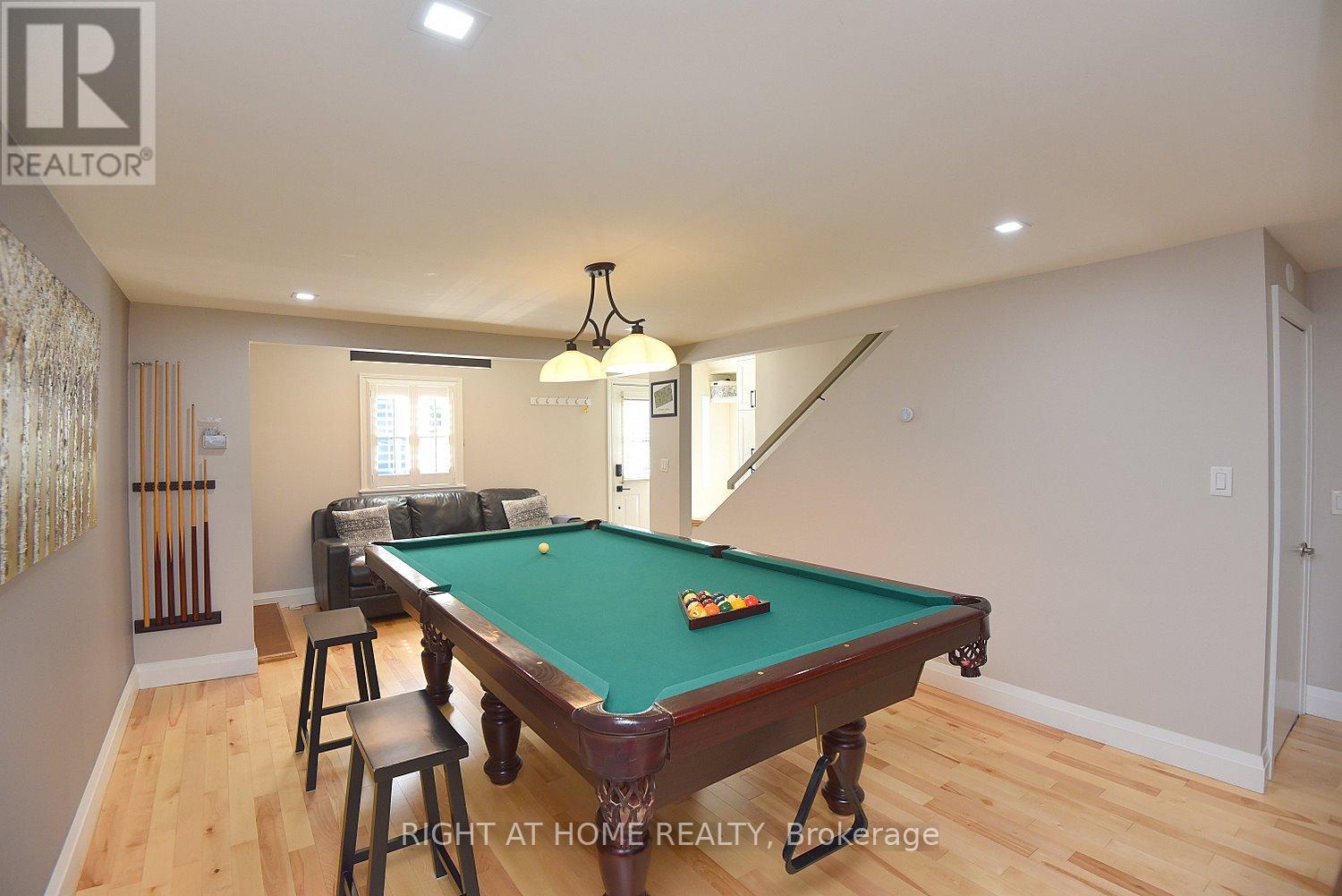 2030 Governors Road, Hamilton, Ontario  L0R 1J0 - Photo 16 - X12446122