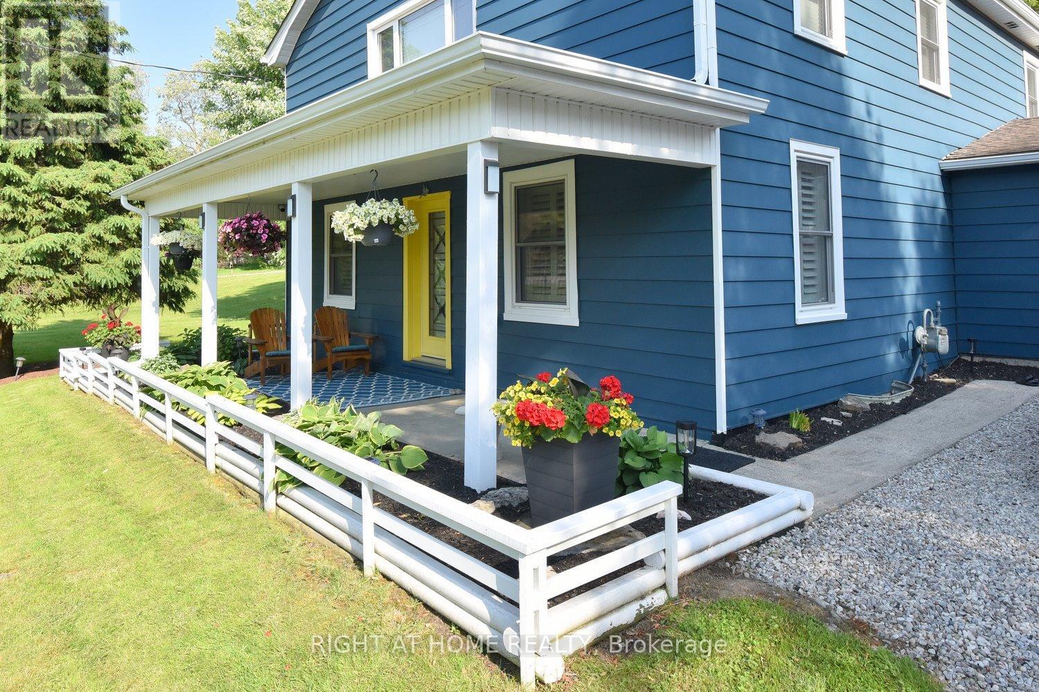 2030 Governors Road, Hamilton, Ontario  L0R 1J0 - Photo 2 - X12446122