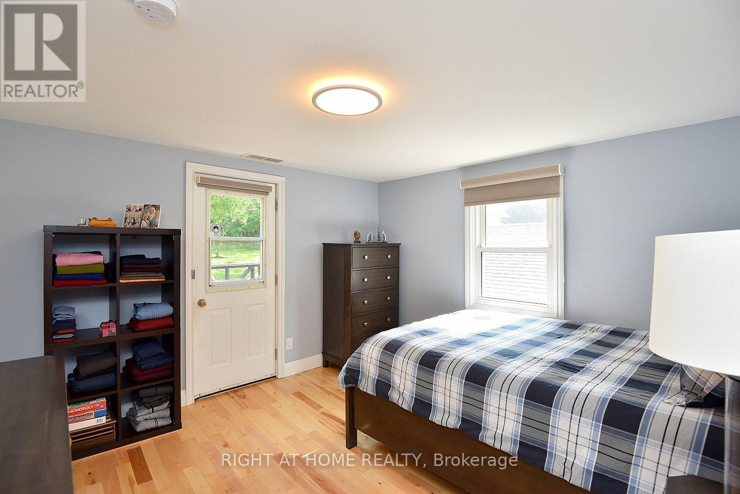 2030 Governors Road, Hamilton, Ontario  L0R 1J0 - Photo 24 - X12446122
