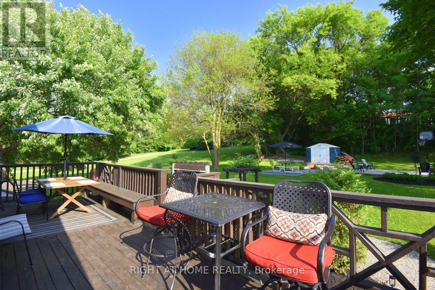 2030 Governors Road, Hamilton, Ontario  L0R 1J0 - Photo 35 - X12446122