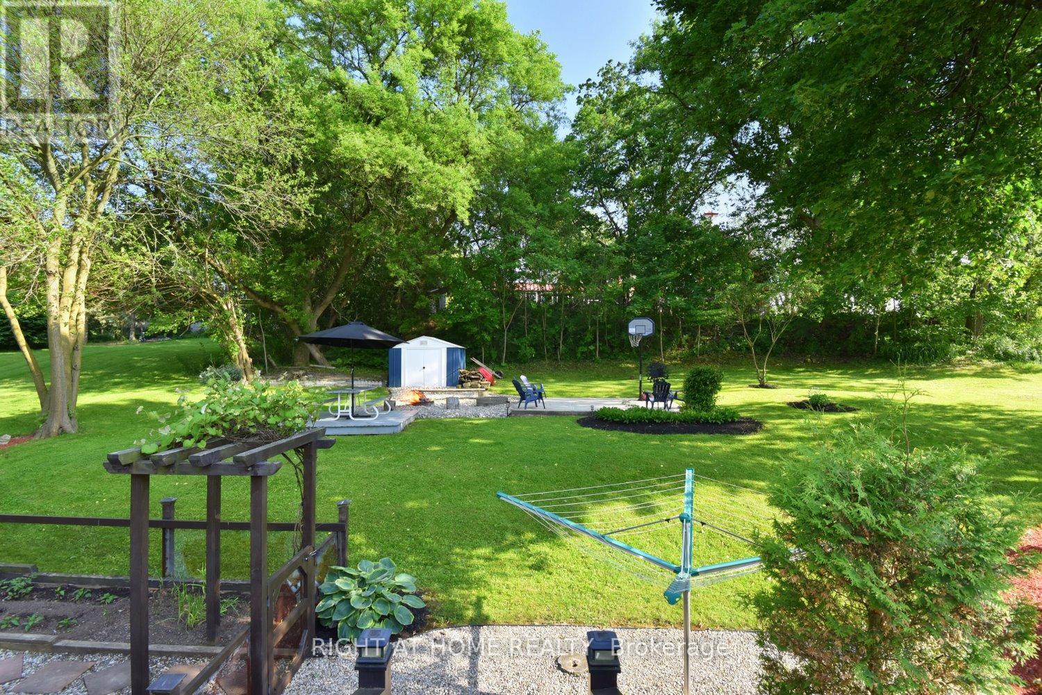 2030 Governors Road, Hamilton, Ontario  L0R 1J0 - Photo 38 - X12446122