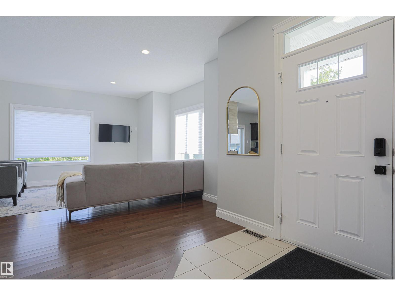 8804 100 St Nw, Edmonton, Alberta  T6E 2R7 - Photo 5 - E4460971