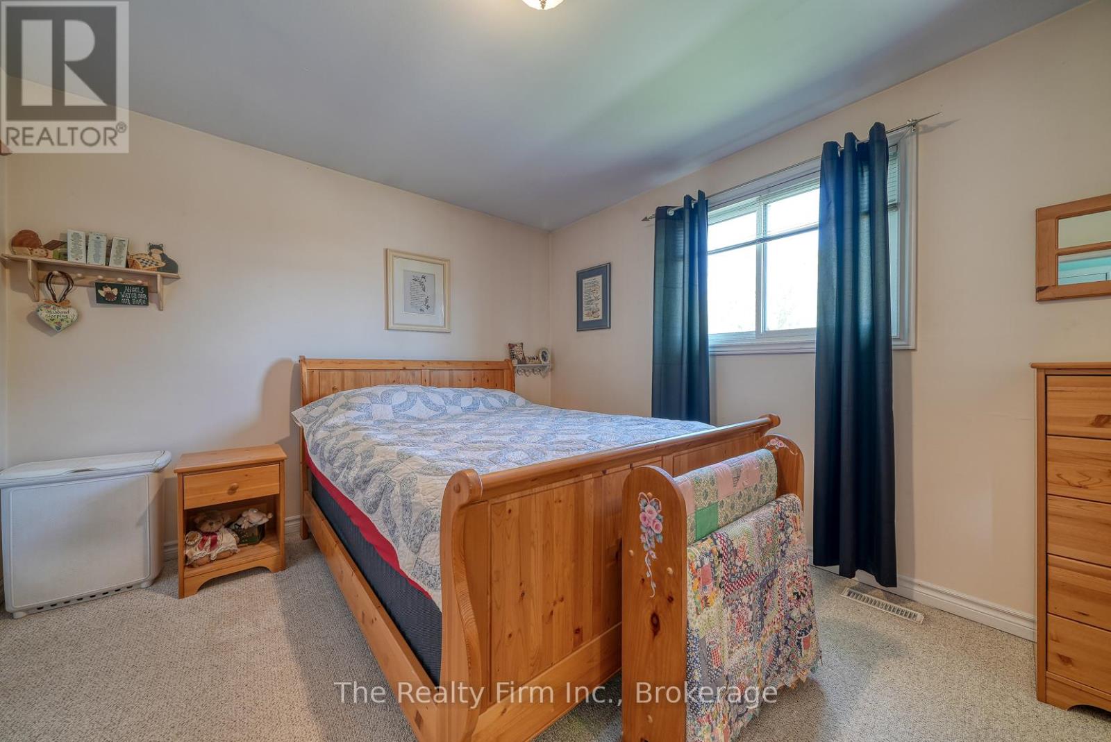 255 Cartier Drive, Woodstock, Ontario  N4S 7T9 - Photo 32 - X12446141