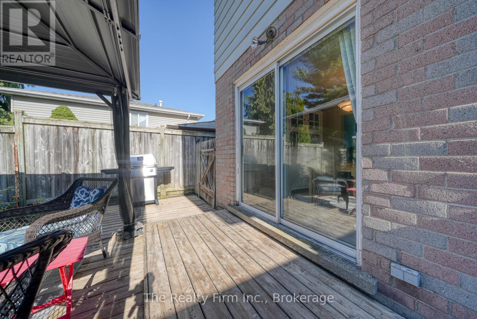 255 Cartier Drive, Woodstock, Ontario  N4S 7T9 - Photo 38 - X12446141