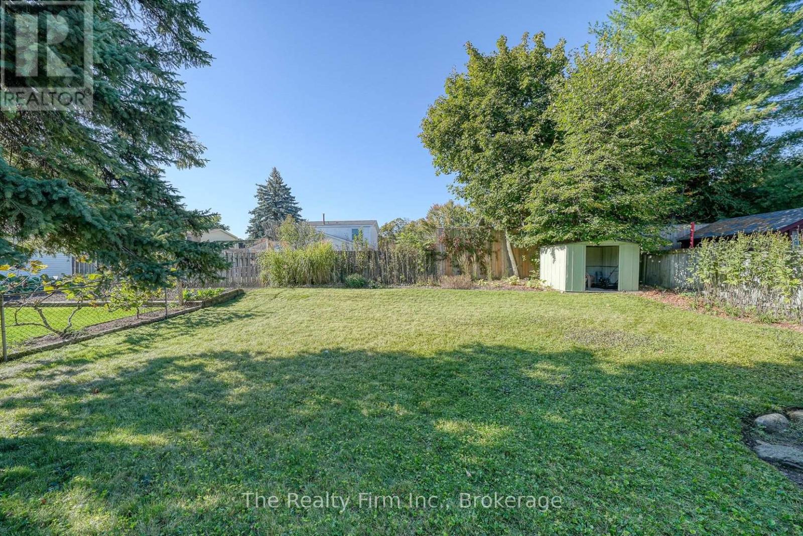 255 Cartier Drive, Woodstock, Ontario  N4S 7T9 - Photo 41 - X12446141