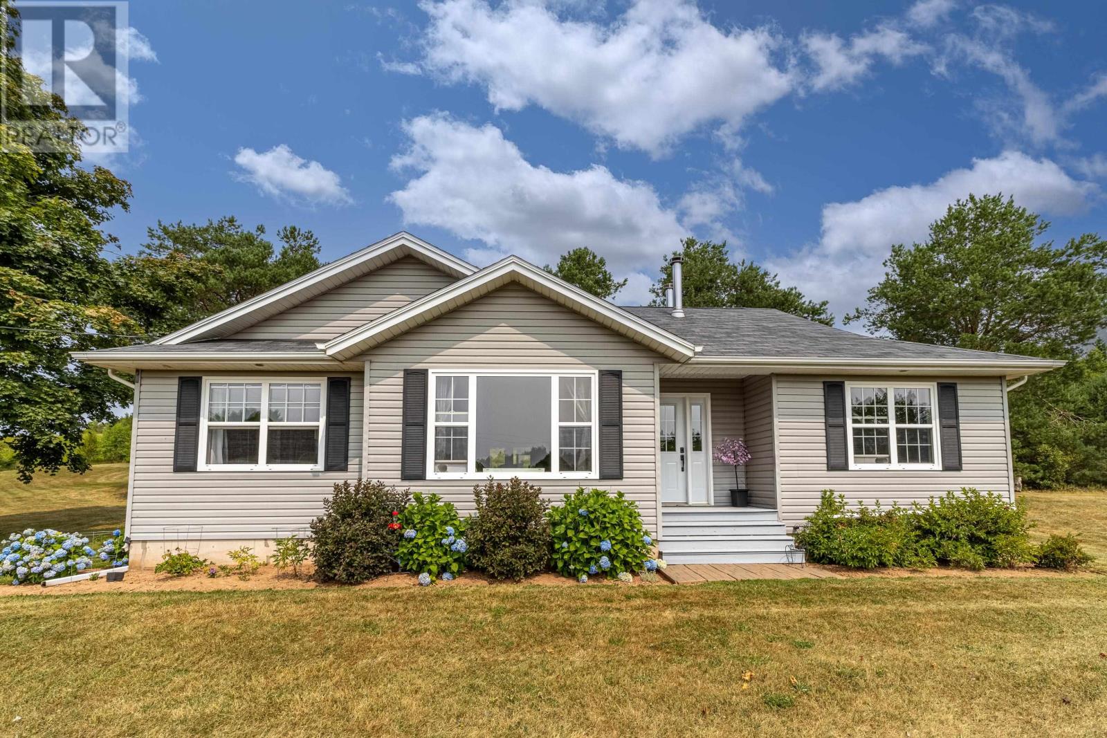 2552 Wood Islands Road, Caledonia, Prince Edward Island  C0A 1B0 - Photo 3 - 202525154