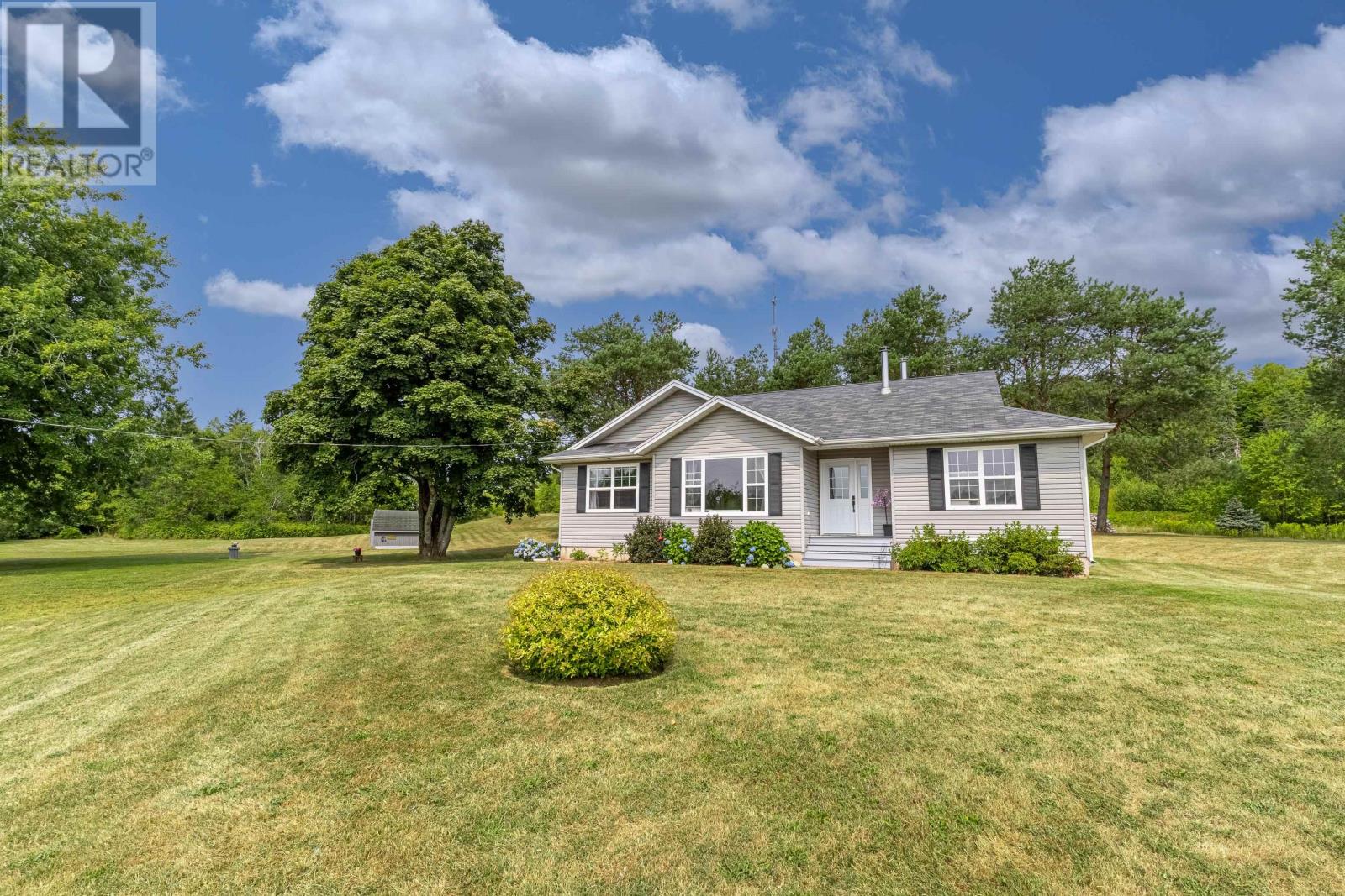 2552 Wood Islands Road, Caledonia, Prince Edward Island  C0A 1B0 - Photo 5 - 202525154