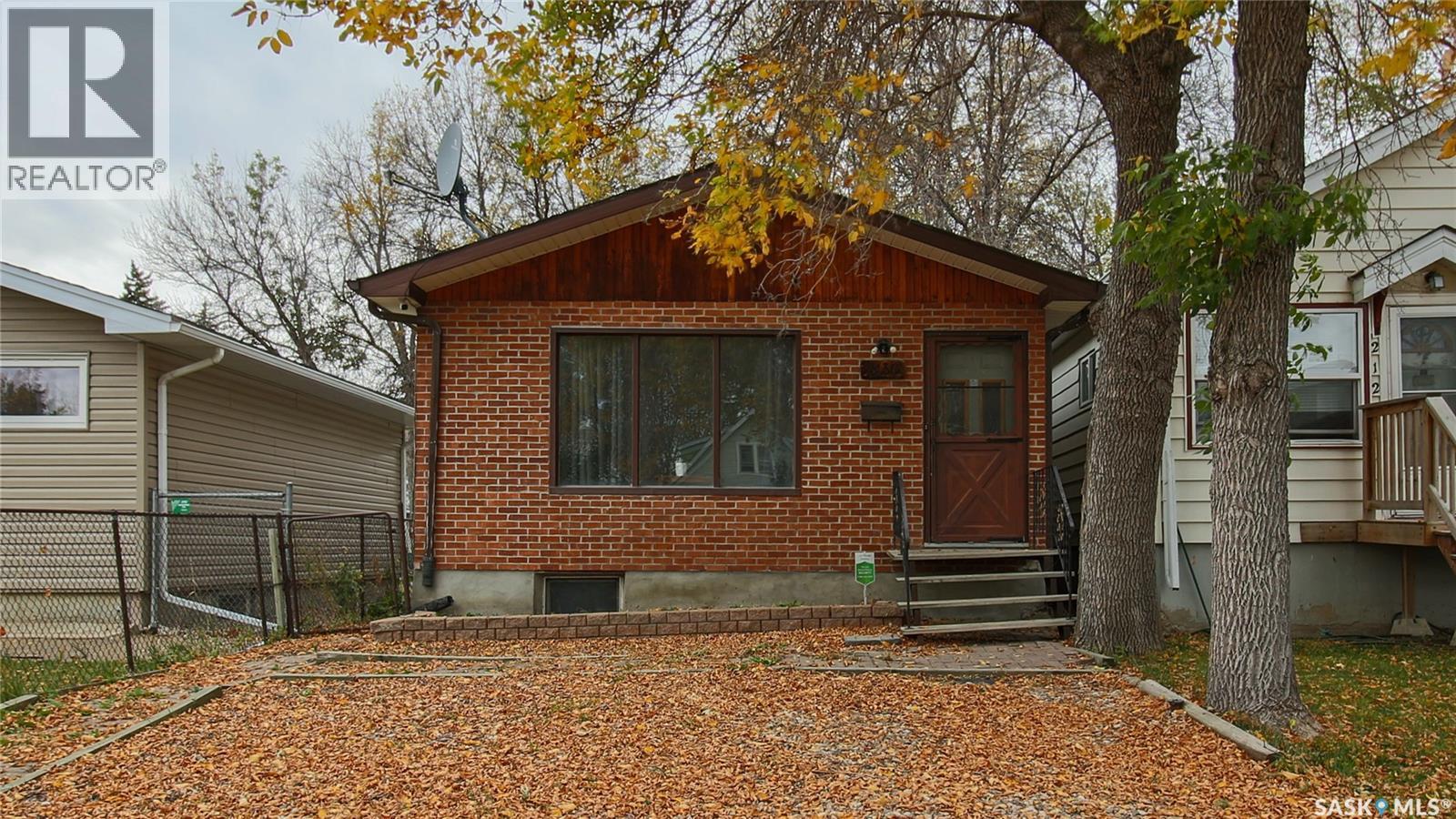 2130 Atkinson Street, Regina, Saskatchewan  S4N 3W9 - Photo 1 - SK020141