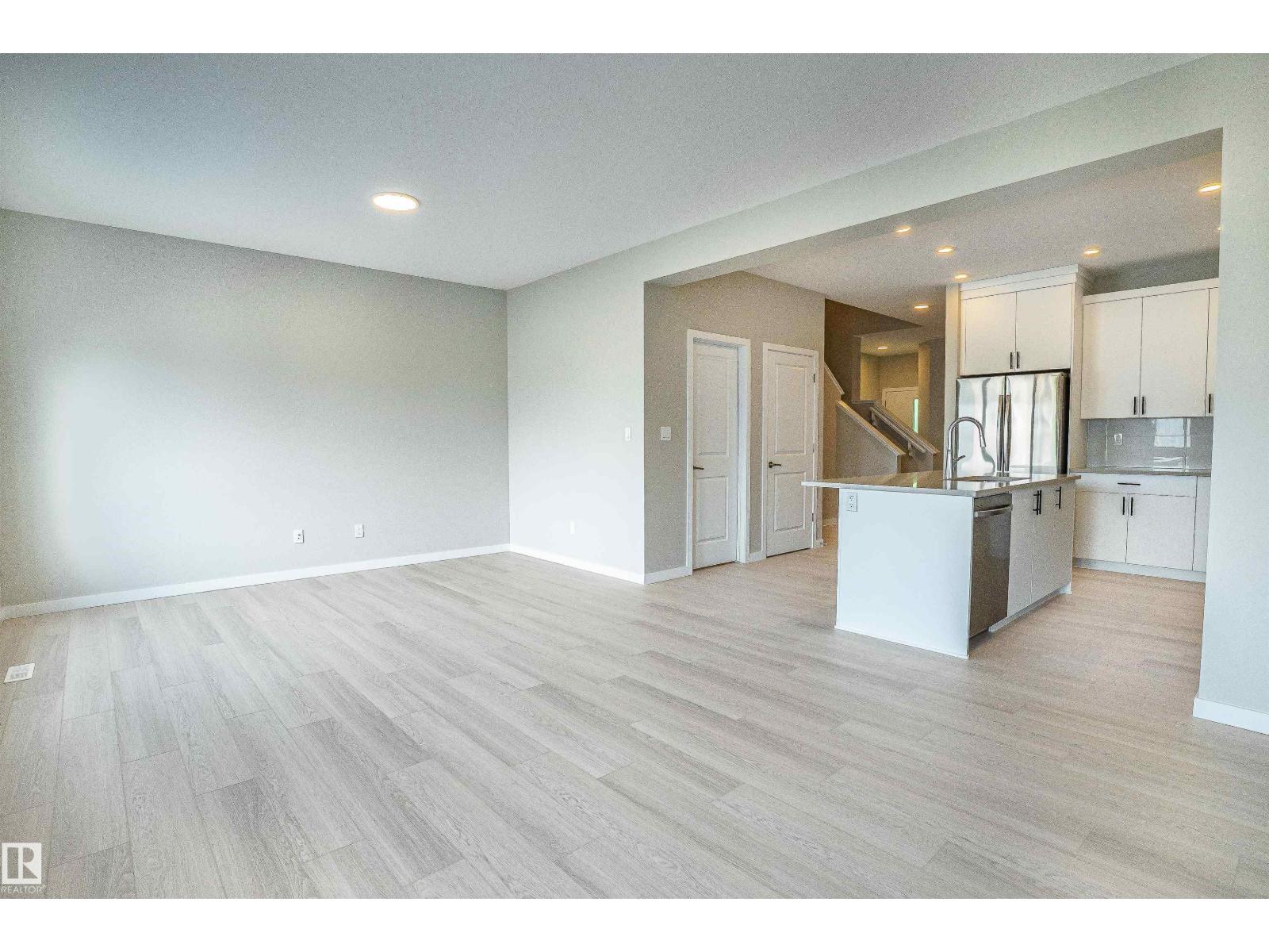 2264 4 Av Sw, Edmonton, Alberta  T0T 0T0 - Photo 8 - E4459592