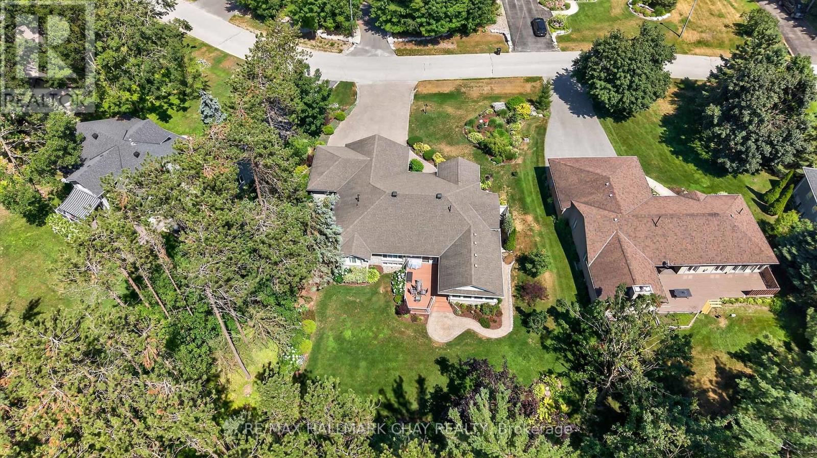49 Fairway Court, Oro-Medonte, Ontario  L0L 2L0 - Photo 46 - S12305634