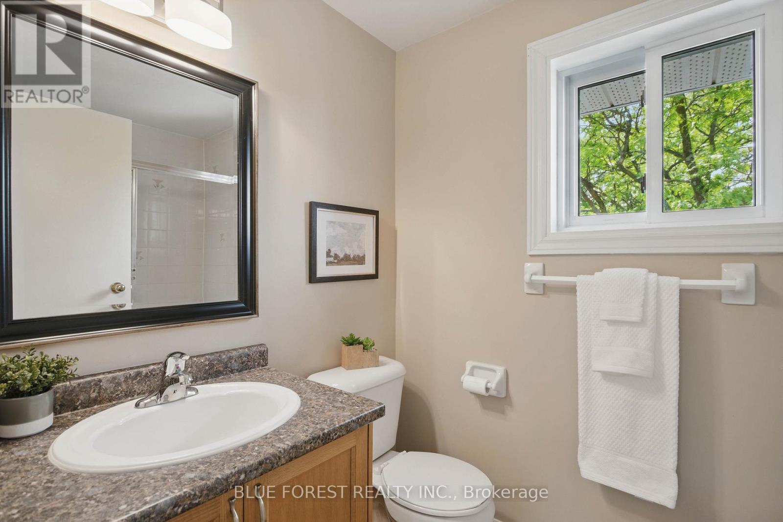 82 - 1990 Wavell Street, London East, Ontario  N5V 4N5 - Photo 27 - X12446175
