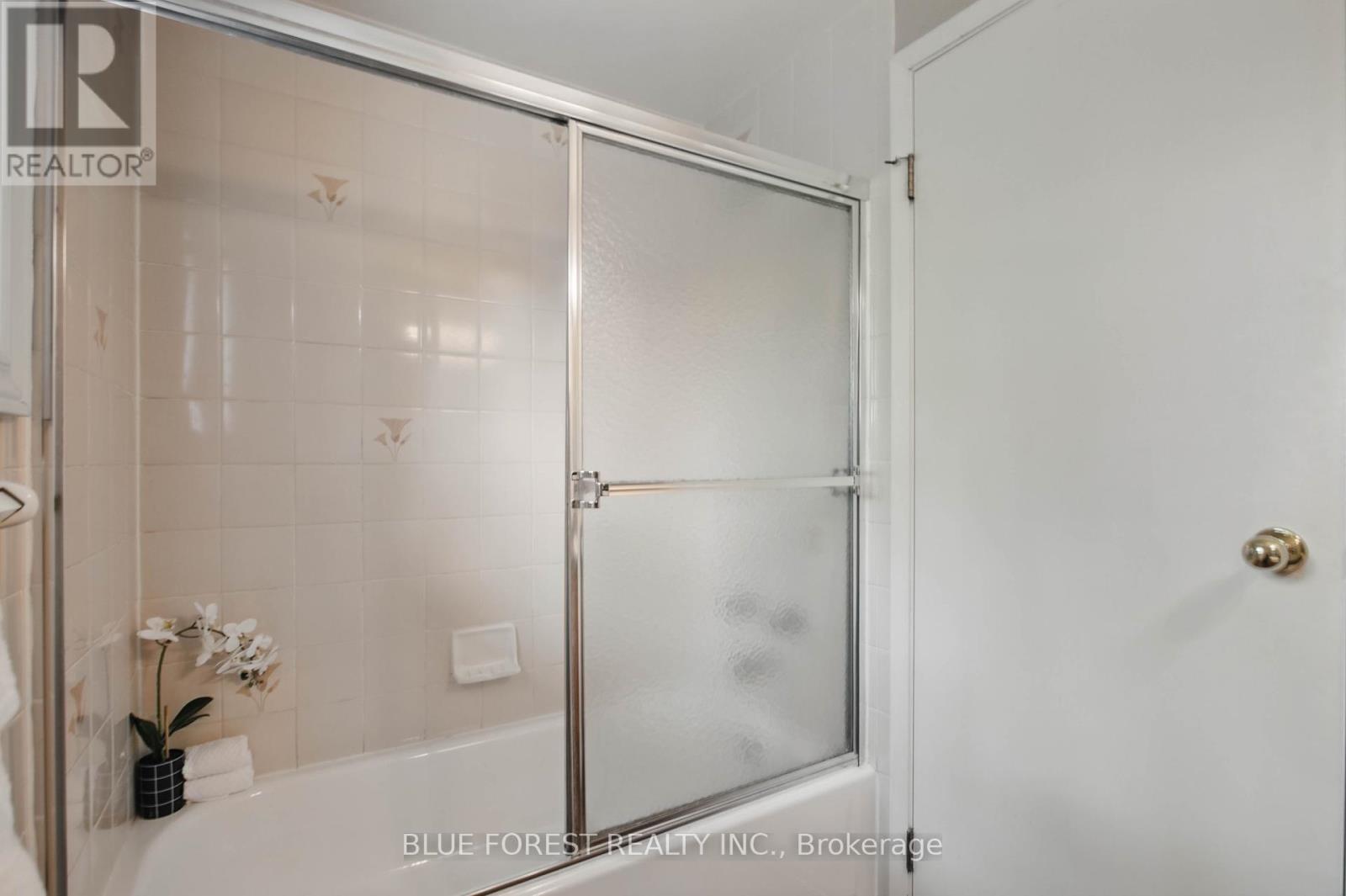82 - 1990 Wavell Street, London East, Ontario  N5V 4N5 - Photo 28 - X12446175