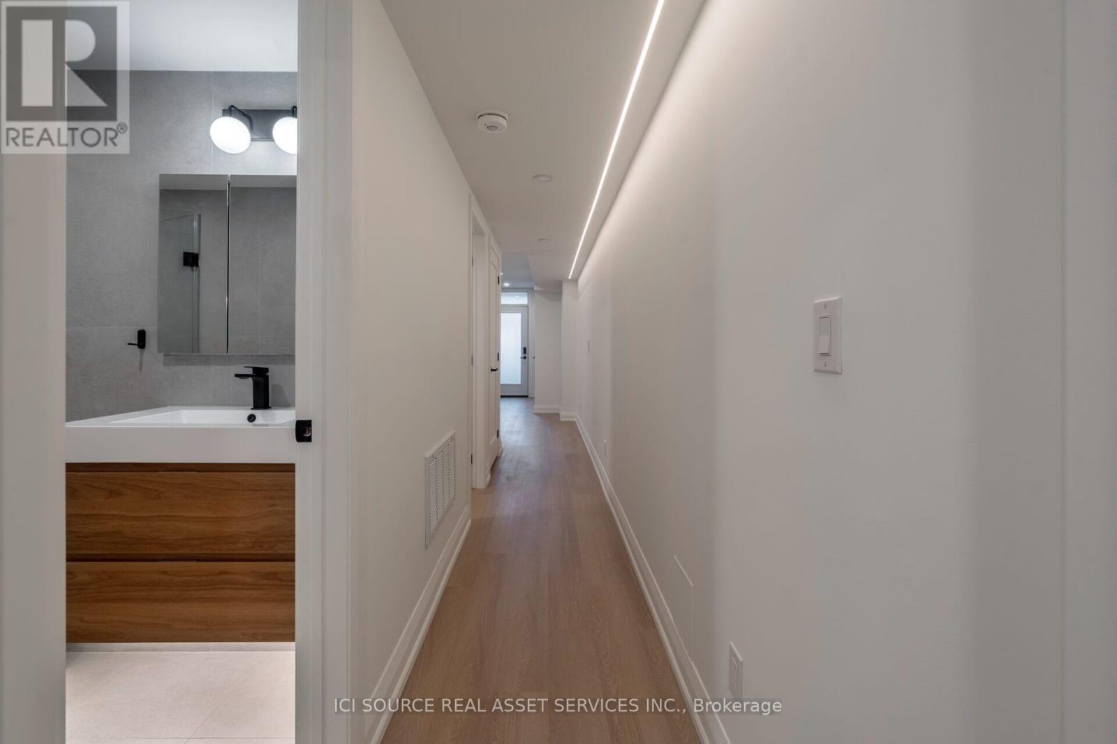 4 - 328 Shaw Street, Toronto, Ontario  M6J 2X2 - Photo 19 - C12446146