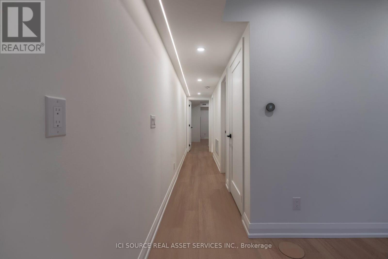 4 - 328 Shaw Street, Toronto, Ontario  M6J 2X2 - Photo 8 - C12446146