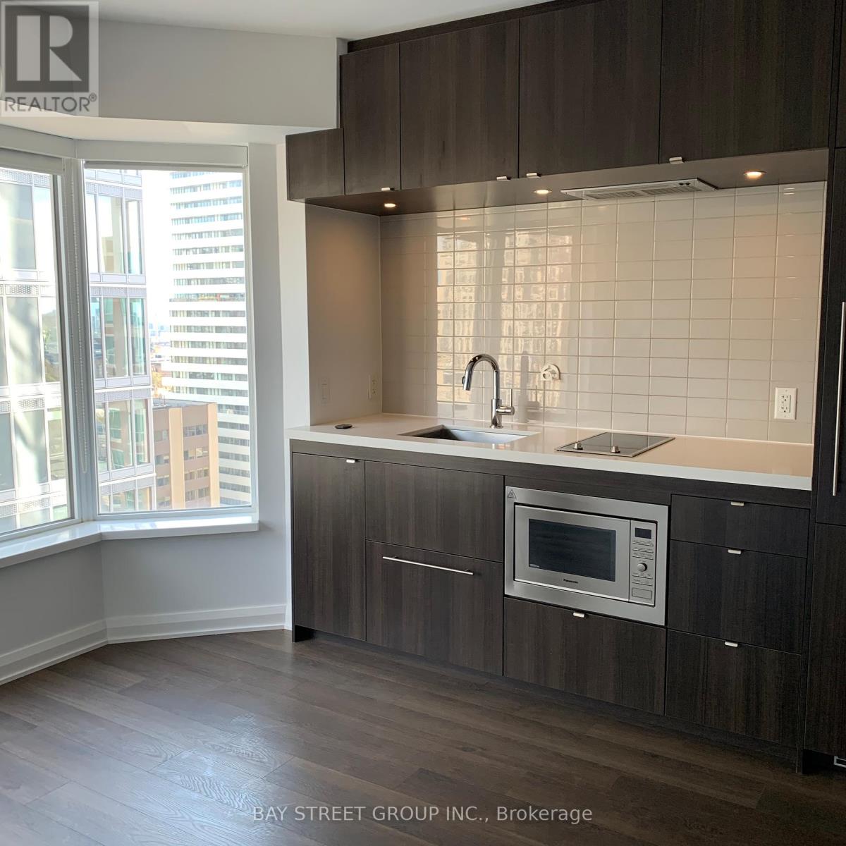 2511 - 155 Yorkville Avenue, Toronto, Ontario  M5R 0B4 - Photo 9 - C12446161