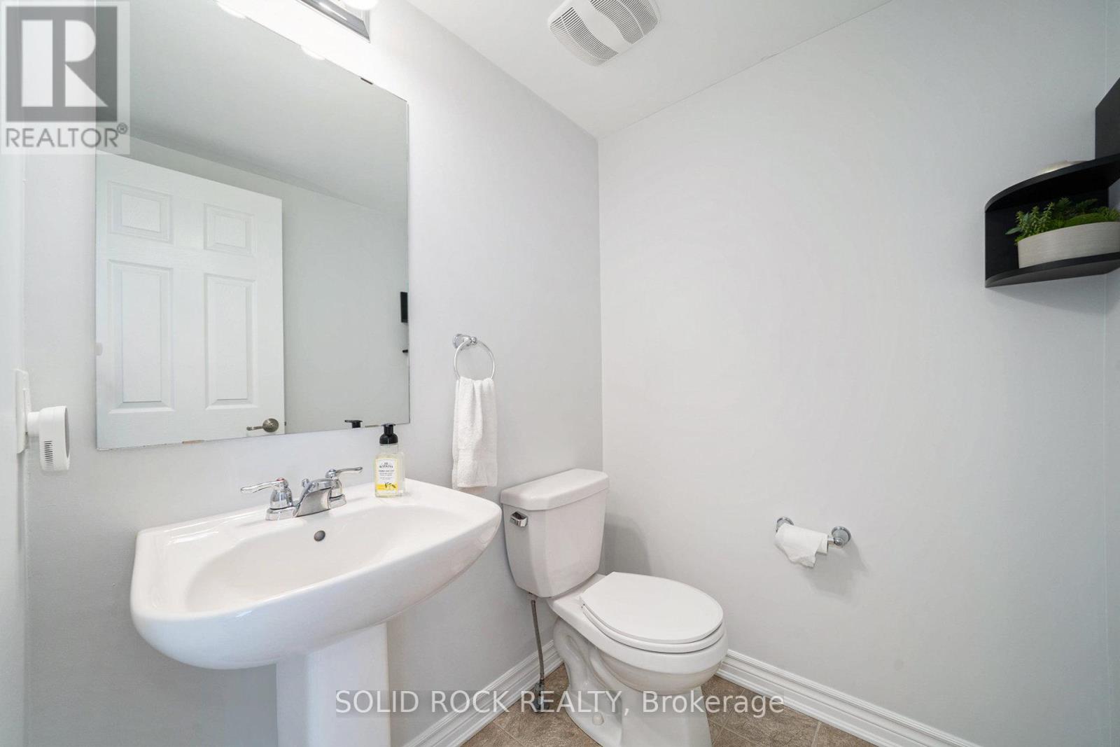 380 Rouncey Road, Ottawa, Ontario  K2V 0H9 - Photo 11 - X12446188