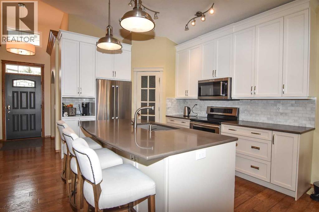 91 Gleneagles Terrace, Cochrane, Alberta  T4C 1W5 - Photo 7 - A2258407