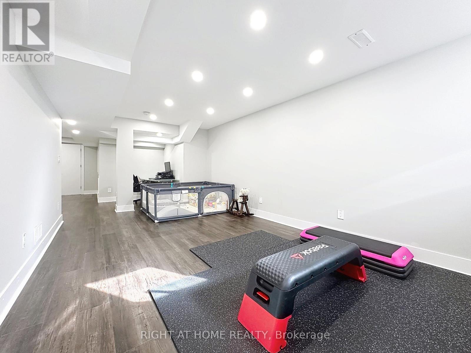 77 Gauguin Avenue, Vaughan, Ontario  L4J 9J4 - Photo 12 - N12446143