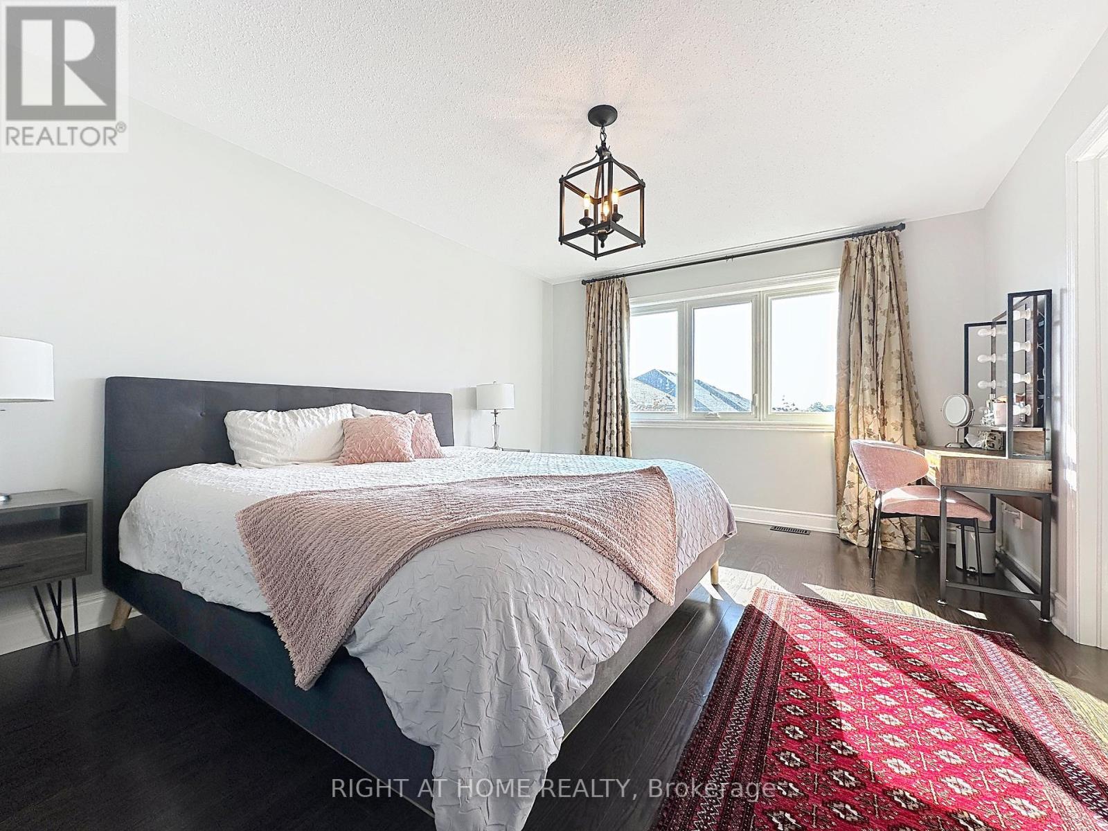 77 Gauguin Avenue, Vaughan, Ontario  L4J 9J4 - Photo 7 - N12446143