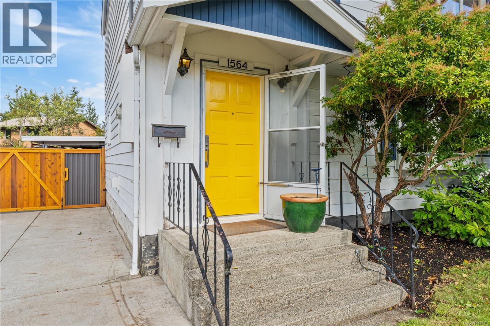 1564 San Juan Ave, Saanich, British Columbia  V8N 2L5 - Photo 3 - 1014873