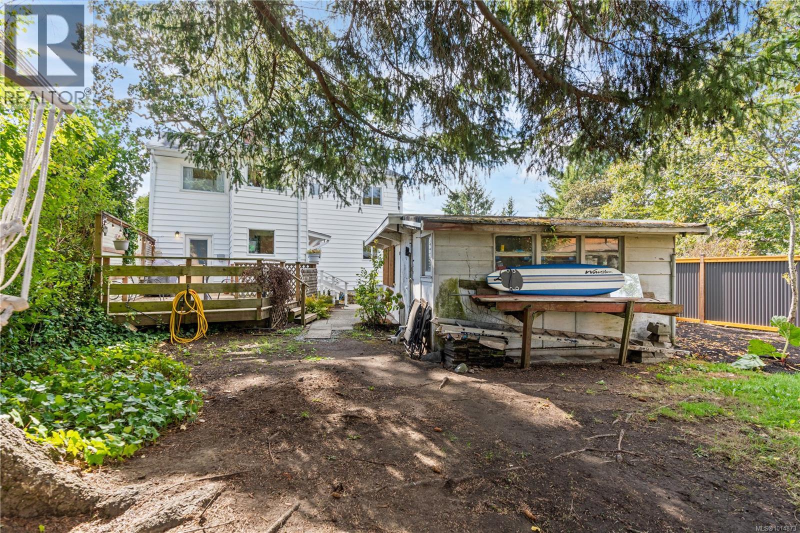 1564 San Juan Ave, Saanich, British Columbia  V8N 2L5 - Photo 30 - 1014873
