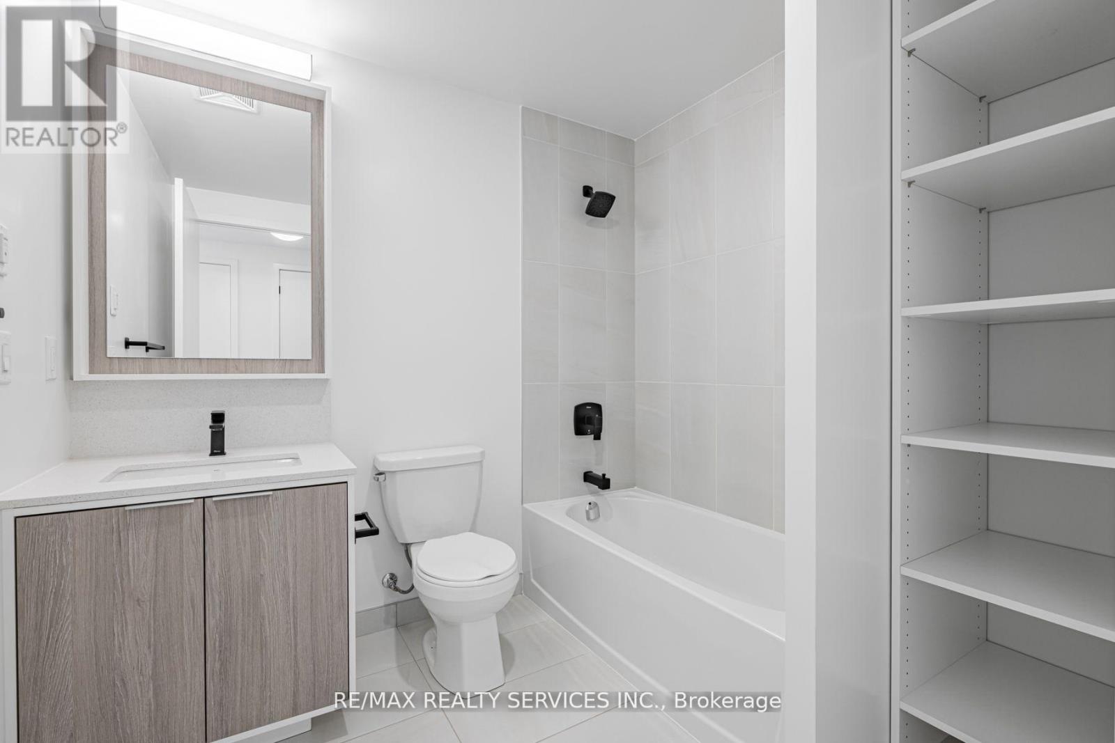 2007 - 36 Zorra Street, Toronto, Ontario  M8Z 0G5 - Photo 15 - W12446156