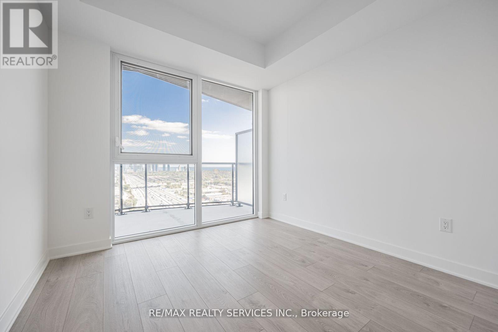 2007 - 36 Zorra Street, Toronto, Ontario  M8Z 0G5 - Photo 16 - W12446156