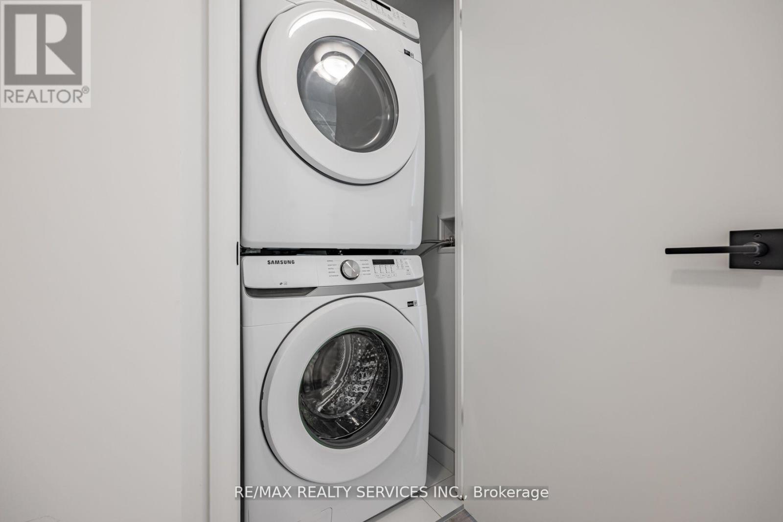 2007 - 36 Zorra Street, Toronto, Ontario  M8Z 0G5 - Photo 20 - W12446156