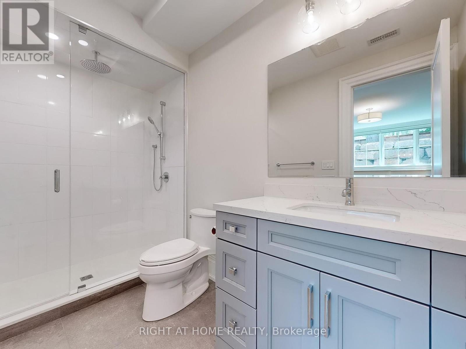 172 Burgundy Drive, Oakville, Ontario  L6J 4G1 - Photo 40 - W12446159